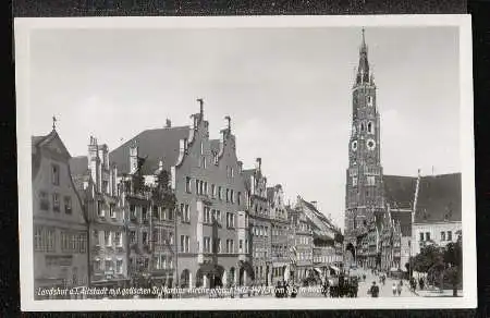 Landshut. Altstadt m.d. gotischen St. Martins Kirche.