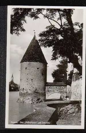 Passau. Der &quot;Pulverturm&quot; am Innufer