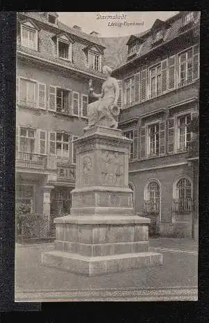 Darmstadt. Liebigenkmal