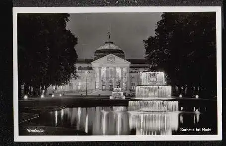 Wiesbaden. Kurhaus bei Nacht