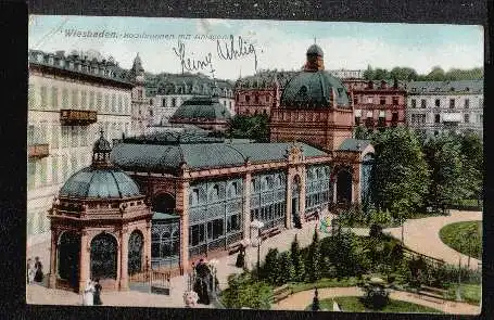 Wiesbaden. Kochbrunnen mit Anlagen