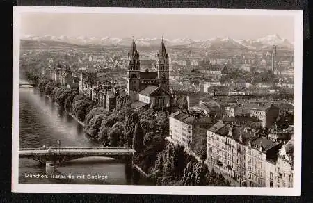 München. Isar Partie mit Gebirge