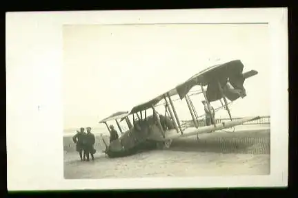 x00159; Abgeschlossener? Flugzeug.