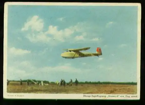 x00474; Übungsegelflugzeug Grunau II vom Flug zurück.