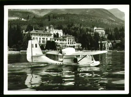 x01021; Flugzeug. + Hotel Villa del Sogno.