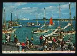 x01202; Bahams. Out Island Sloops, Nassau Harbour.