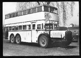 x02153; Berlin. Verkehrsmittel Autobus.