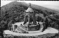 x06080; Porta Westfalica. Orig Luftaufnahme vom Kaiser Wilhelm Denkmal.