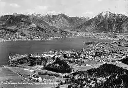 x06112; Bad Wiessee. Rottach Egern, Tegernsee mit Wallberg.