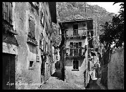 x06263; Lago di Garda. Strade caratterische di Limone.