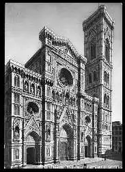 x06595; FLORENZ. Die Fassade die Kathedrale und der Glockenturm der Giotto.