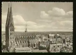 x08296; Lübeck. Blick auf St. Marien und Rathaus.