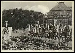 x11338; Hamburg. Musikhalle mit Flaggenschmuck.