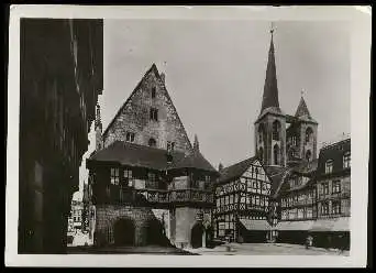 x11419; Halberstadt. Fischmarkt mit Rathaus und Martinikirchtürmen.