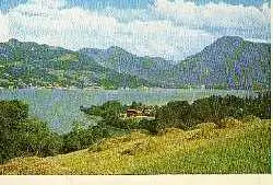 x13551; Tegernsee. Blick auf, Hintergrund Wallberg.