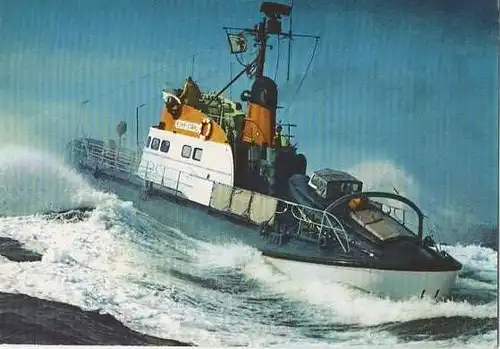 x14979; Seenothreuzer auf Einsatzfahrt.