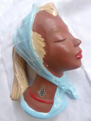 Cortendorf Wandmaske Maske 3446 Mädchen blond mit Kopftuch 