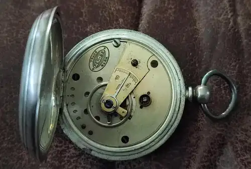 Antike Taschenuhr, Waltham voll Silber von 1884