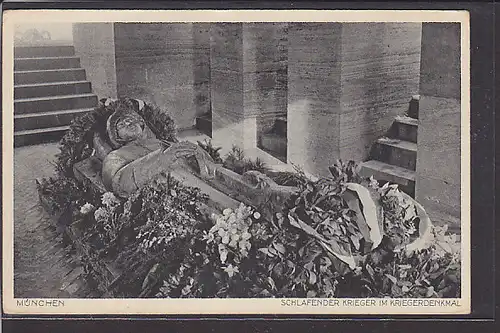 AK München Schlafender Krieger im Kriegerdenkmal 1940