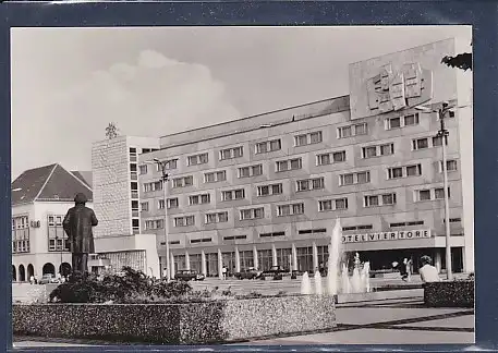 AK Neubrandenburg Hotel Vier Tore 1975