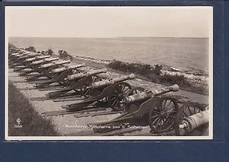 AK Kronborg Kanonerne paa 5´ Sobatteri 1940