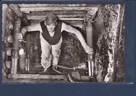 AK Bergmann an der Kohle in halbsteiler Lagerung 1958