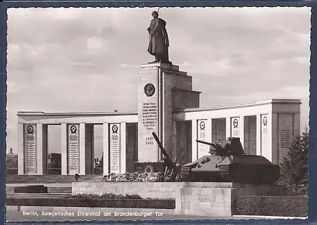 AK Berlin Sowjetisches Ehrenmal am Brandenburger Tor 1960