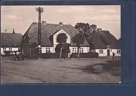 AK Altenkirchen ( Rügen) Dorfpartie mit dem altem Bauernhaus 1959