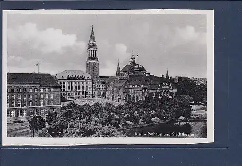 AK Kiel - Rathaus und Stadttheater 1940