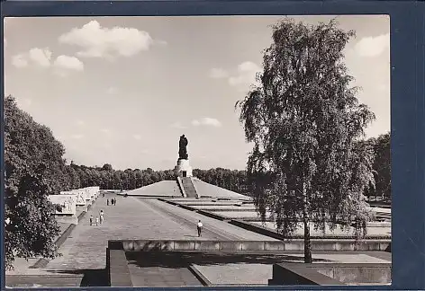 [Ansichtskarte] AK Berlin Sowjetisches Ehrenmal 1965. 
