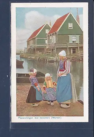 [Ansichtskarte] AK Paalwoningen met bewoners ( Marken) 1940. 