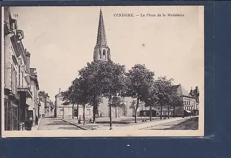 [Ansichtskarte] AK Vendome - La Place de la Madeleine 1930. 