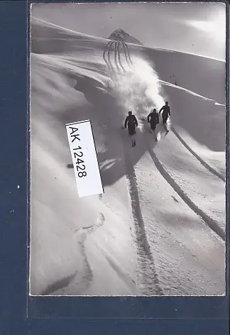[Ansichtskarte] AK Schussfahrt im Pulverschnee Zermatt 1960. 