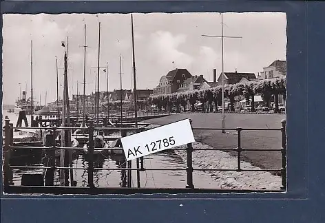 [Ansichtskarte] AK Ostseebad Travemünde Vorderreihe 1957. 