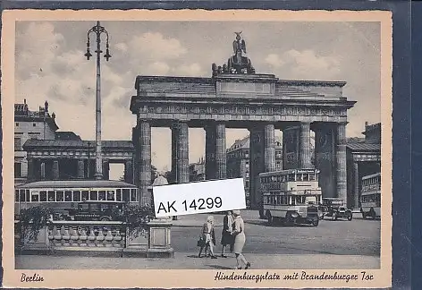 [Ansichtskarte] AK Berlin Hindenburgplatz mit Brandenburger Tor 1940. 