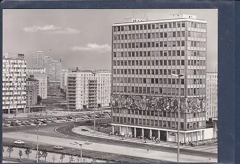 [Ansichtskarte] AK Berlin Haus des Lehrers im Hintergrund Leninplatz 1972. 