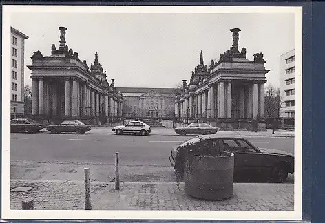 [Ansichtskarte] AK Kolonnaden im Kleistpark Blick zum Allierten Kontrollratsgebäude 1980. 