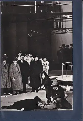 [Ansichtskarte] AK Berliner Ensemble Bertolt Brecht Die Heilige Johanna Der Schlachthöfe 1969. 