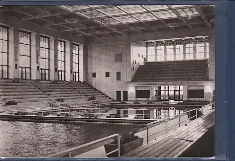 [Ansichtskarte] AK Rostock Schwimmhalle ( Innenansicht) 1961. 
