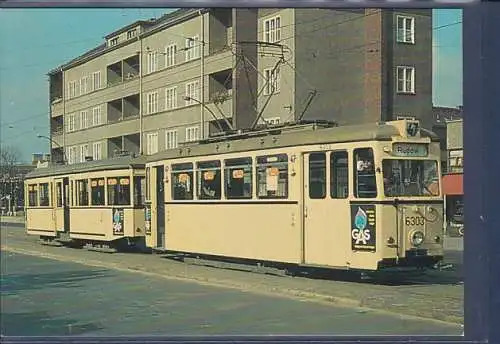 [Ansichtskarte] AK Zweiachsiger Triebwagen 6303 ( TF 50) mit vierachsiger Drehgestell Beiwagen ( BDM 26) in der Gradestraße in Britz 1963. 