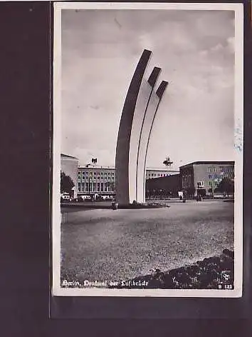 AK Berlin Denkmal der Luftbrücke 1958