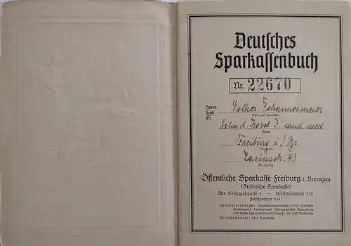 Deutsches Sparkassenbuch 1945 stammt aus 7800 Freiburg im Breisgau