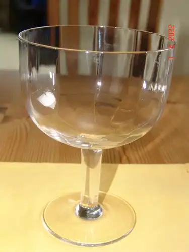 Antikes Berliner Weisse Glas, Prismenfelder, Eichstrich 0,5