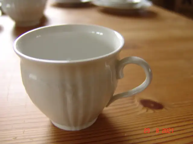 KPM Rocaille weiß Kaffeeservice 21 Teile Schleifstrich - NEUWERTIG 5