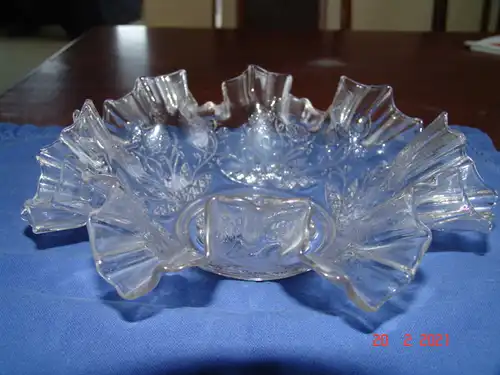 Jugendstil Glasschale  Serviettenrand