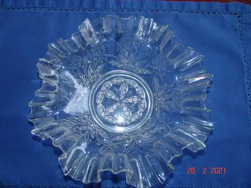 Jugendstil Glasschale  Serviettenrand