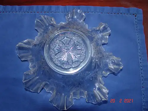 Jugendstil Glasschale  Serviettenrand