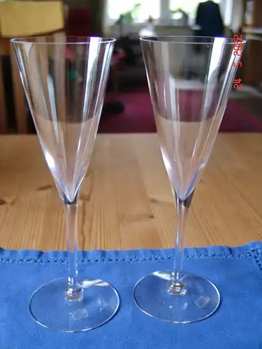 Wedgwood 2 Sektgläser Champagner Flöten Bleikristall - selten