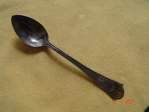 Reiner Jugendstil Mokkalöffel kleiner Löffel Durchbrucharbeit Perlrand