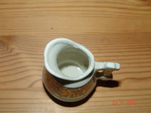 Puppengeschirr Kanne Krug Sahnekännchen Porzellan Golddekor